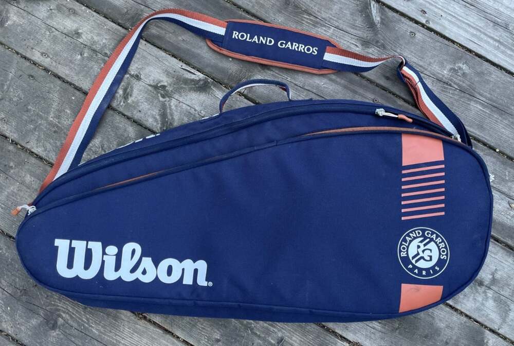 WILSON Roland Garros 6 Pack Tennis Bag - Navy/RedClay Fits 6 Rackets
